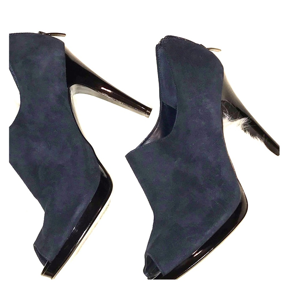 SOLD!      NINE WEST Mothotmoto